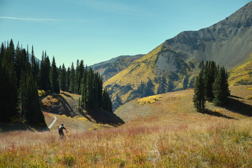 Creste-Butte-Sendero-montaña-1
